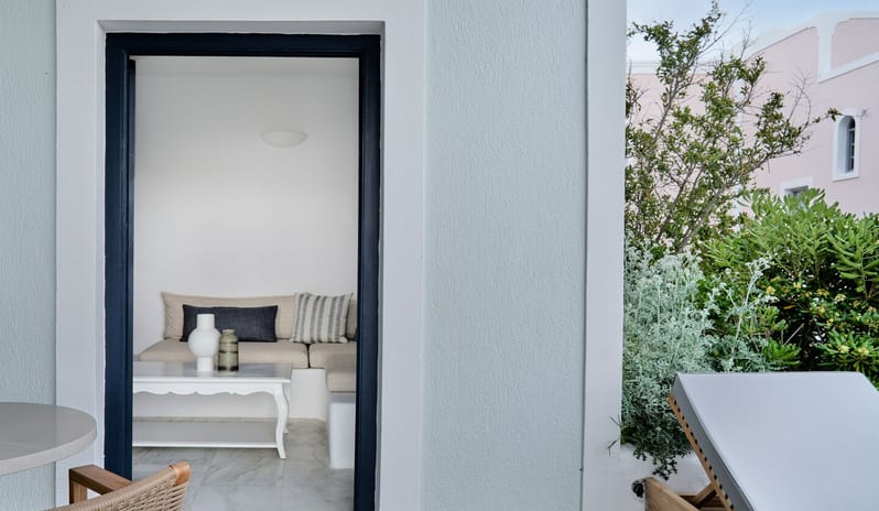 VEDEMA OVERVIEW - ALTHENIAN SUITE ENTRANCE